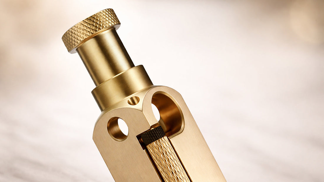 Flamido pipe lighter with rotating soft flame design and solid brass construction by THORENS