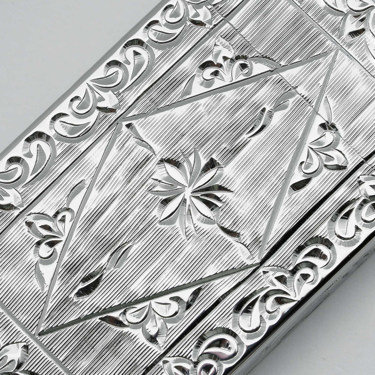 Heldere, scherpe metalen openingsklank Pro Grote acanthus