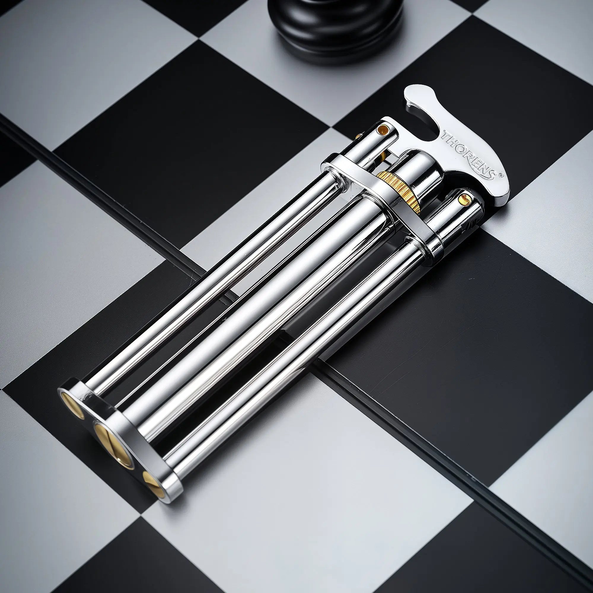 Three-Section Stick Lighter - Silver THORENS