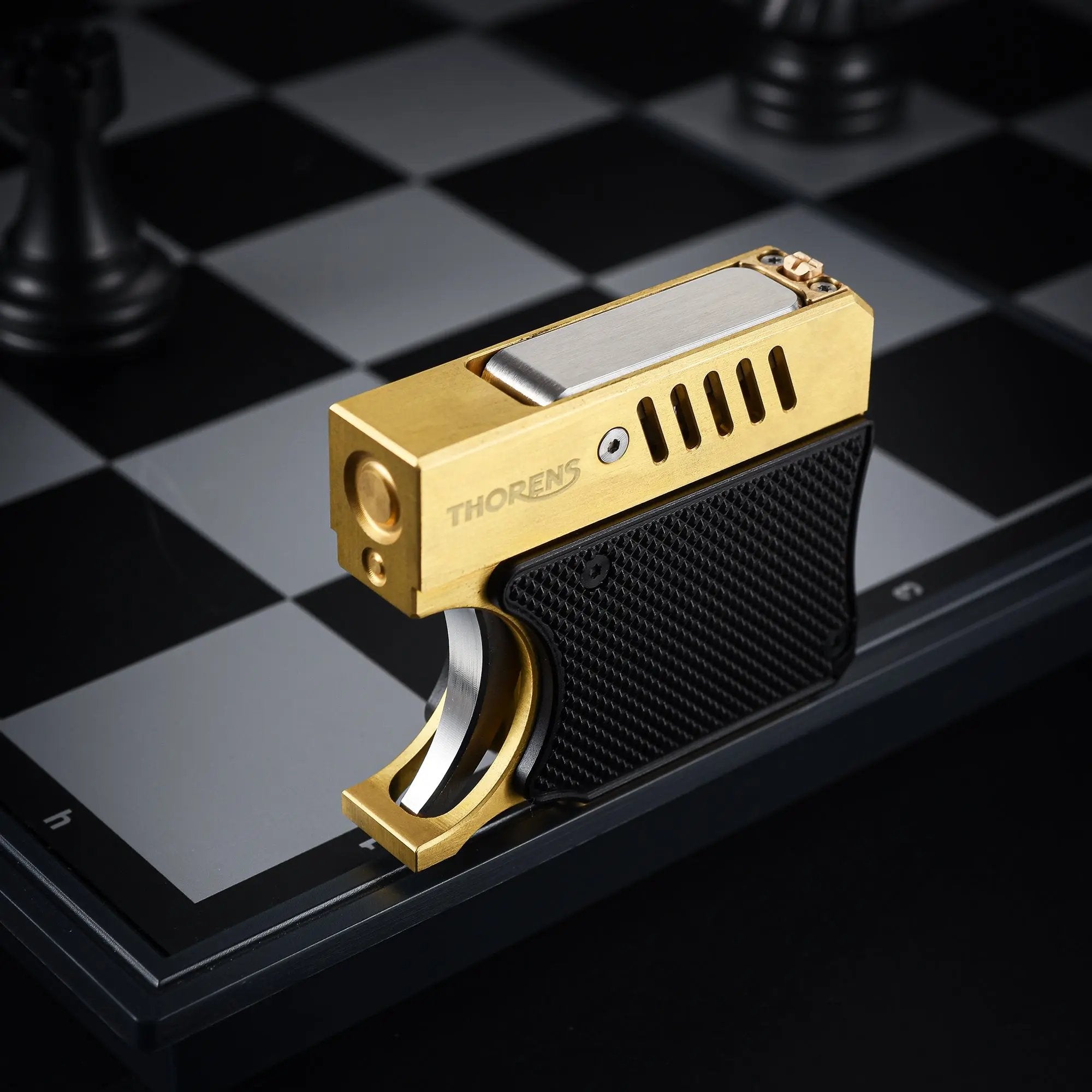 Gun Lighter - Black With Gold THORENS