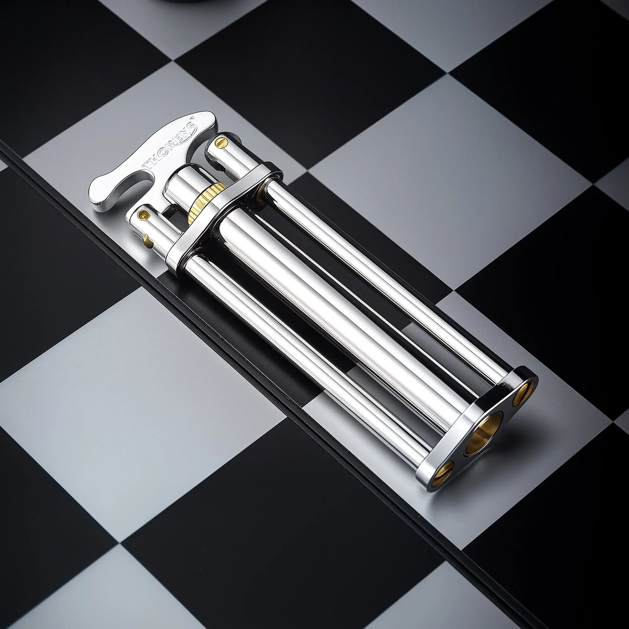 Three-Section Stick Lighter - Silver THORENS