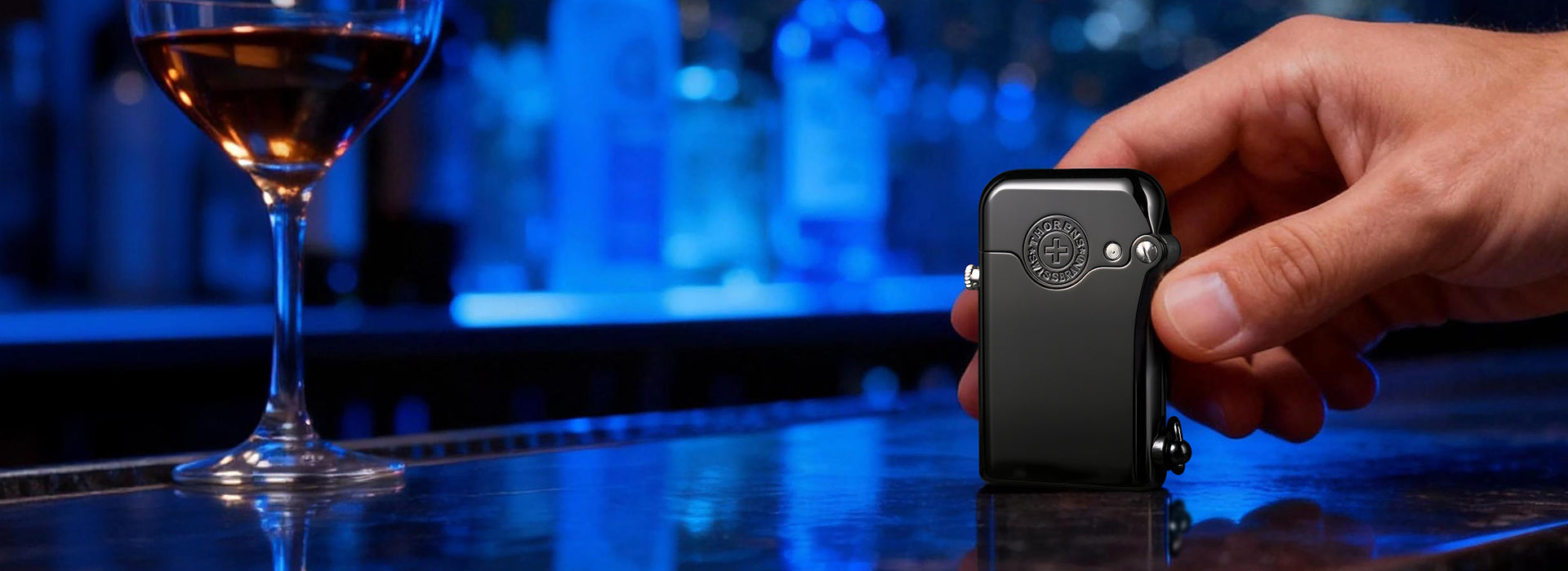 Gen 1 - Single Claw - Glossy with Brand Emblem - Black